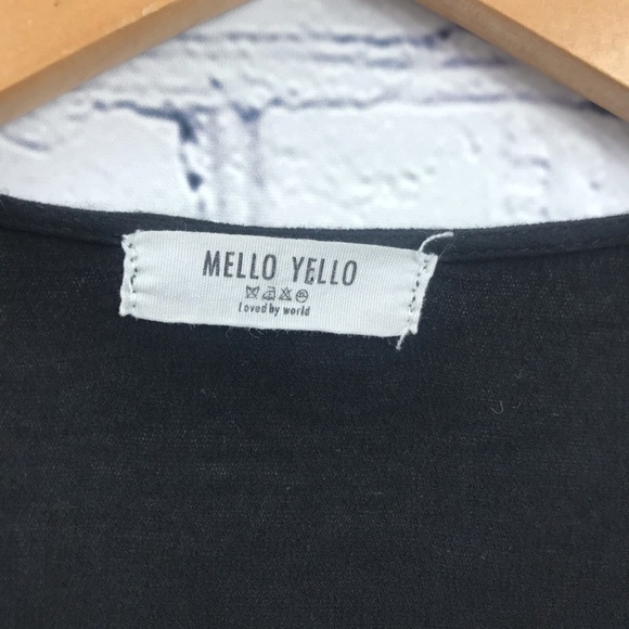 Mello Yello Black Crochet Boho Romper - Picture 6 of 7